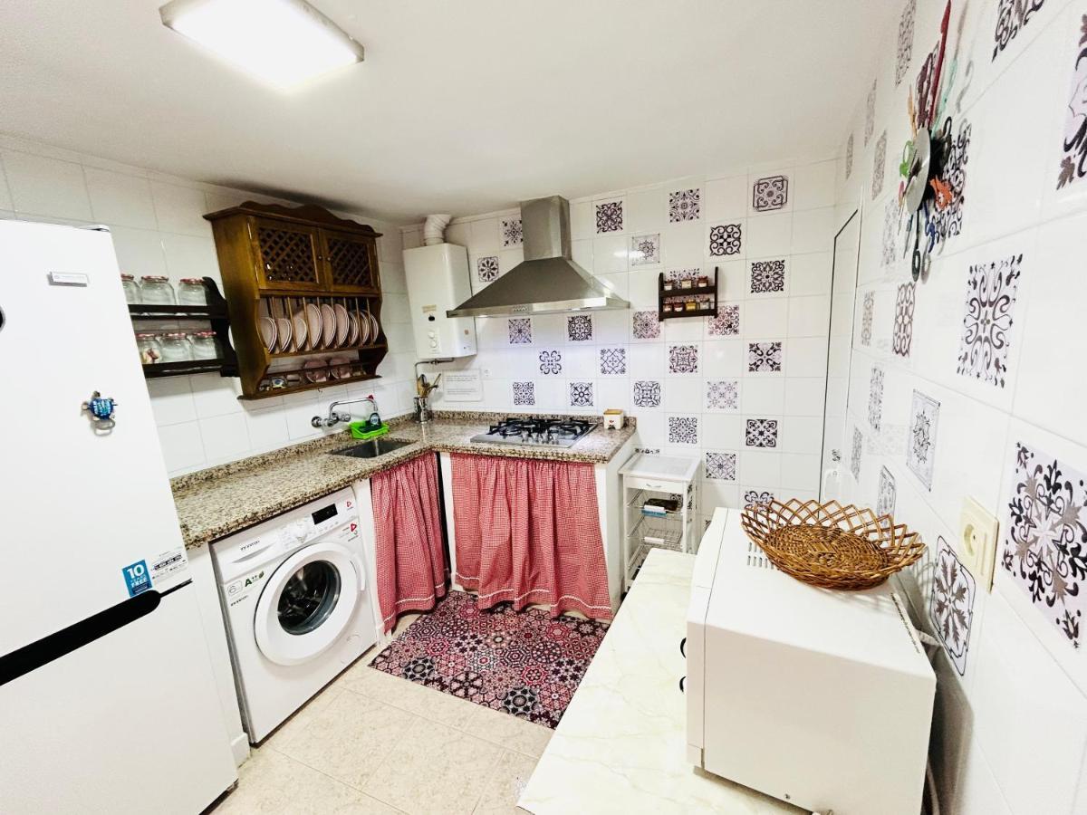 Cozy Town House With Terrace And Free Wifi Βίλα Ρόντα Εξωτερικό φωτογραφία