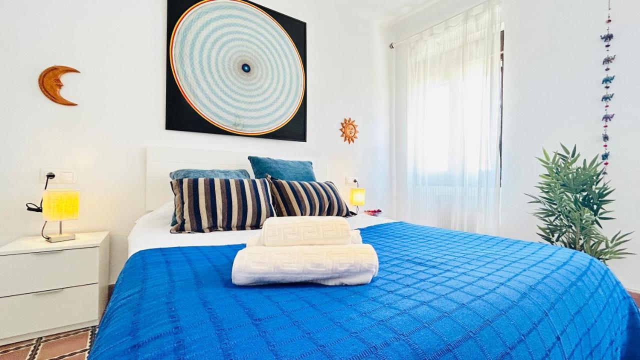 Cozy Town House With Terrace And Free Wifi Βίλα Ρόντα Εξωτερικό φωτογραφία