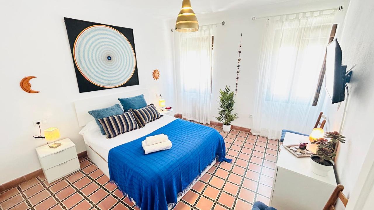Cozy Town House With Terrace And Free Wifi Βίλα Ρόντα Εξωτερικό φωτογραφία