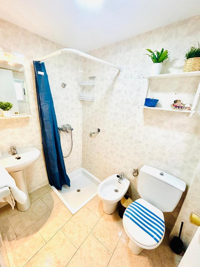 Cozy Town House With Terrace And Free Wifi Βίλα Ρόντα Εξωτερικό φωτογραφία